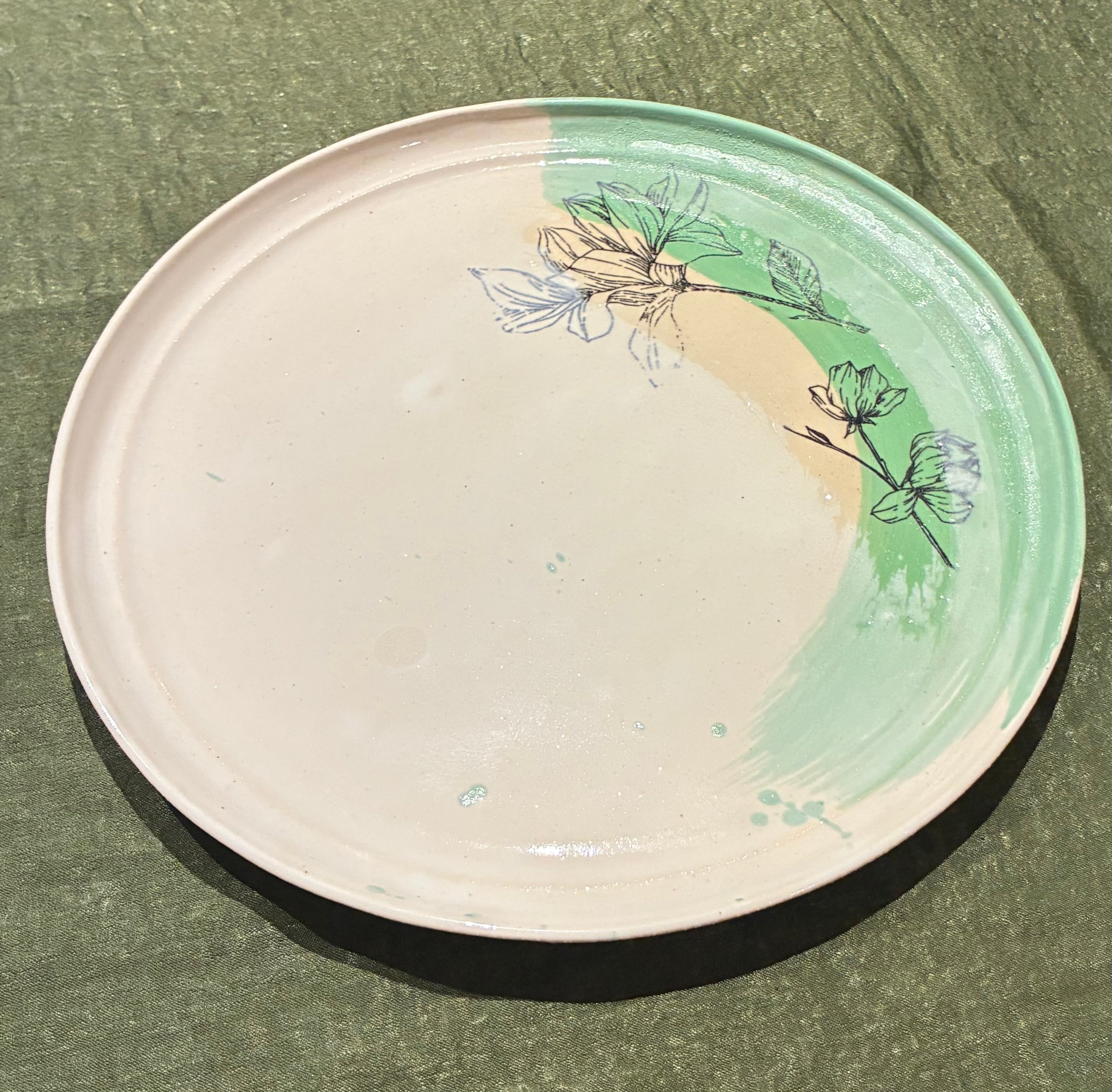 MEDIUM DINNER PLATE #3